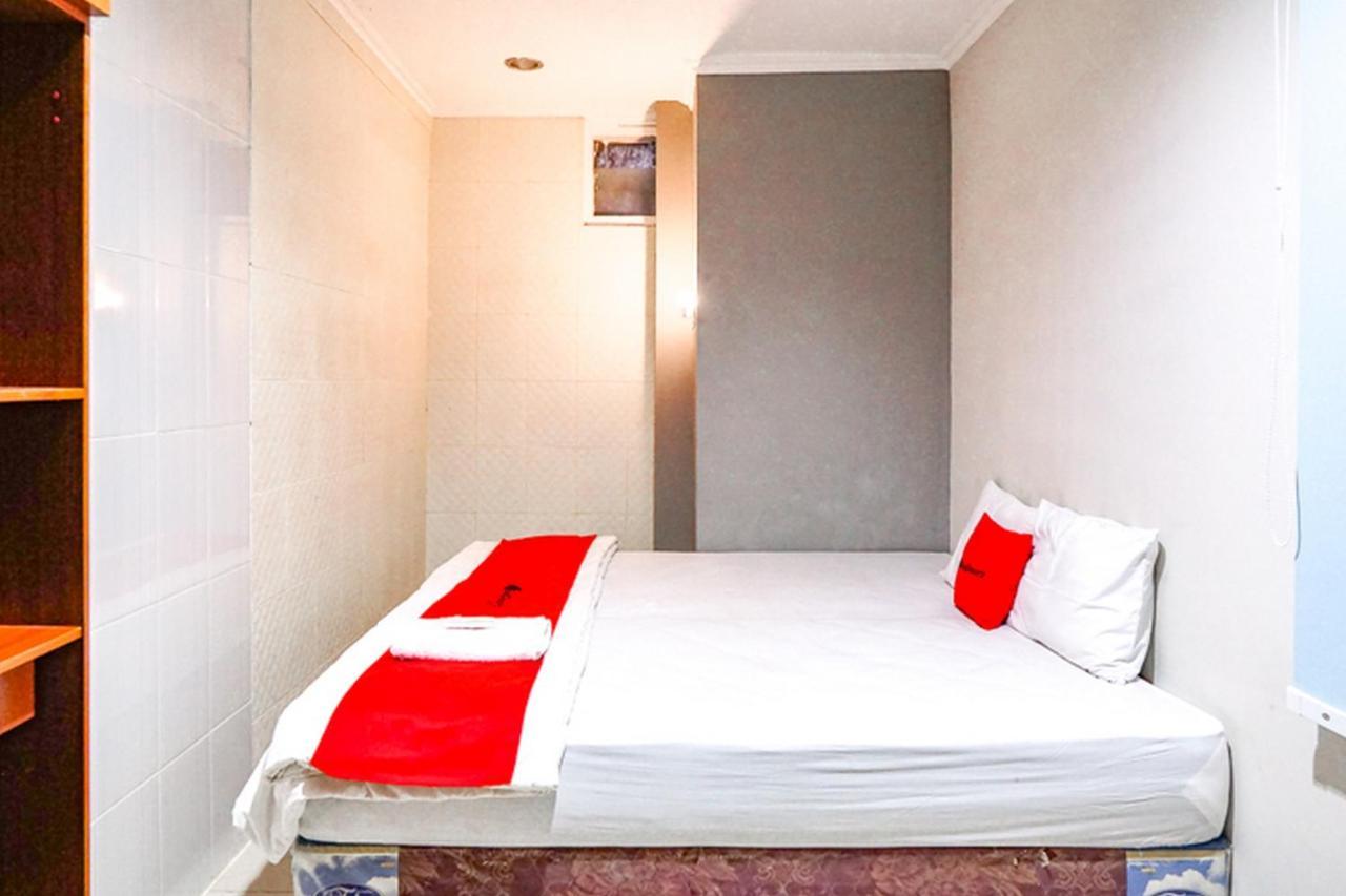 Reddoorz @ Citraland Surabaya Hotel Екстериор снимка