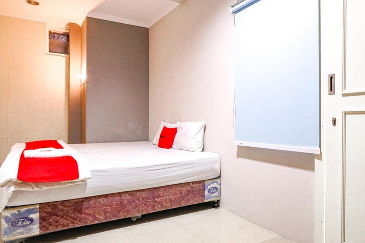 Reddoorz @ Citraland Surabaya Hotel Екстериор снимка